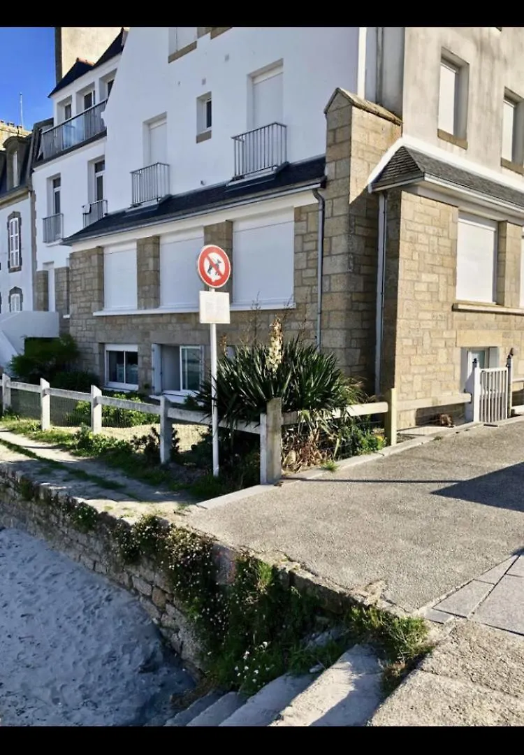 Loctudy, Les Pieds Dans L'Eau Apartman 0*, Loctudy Franciaország